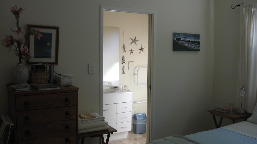 Kotuku Bed & Breakfast Whangamata Room photo